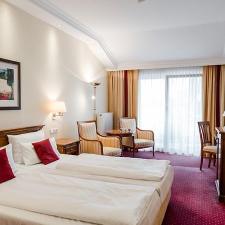 Hotel Antoniushof Ruhstorf an der Rott Dış mekan fotoğraf