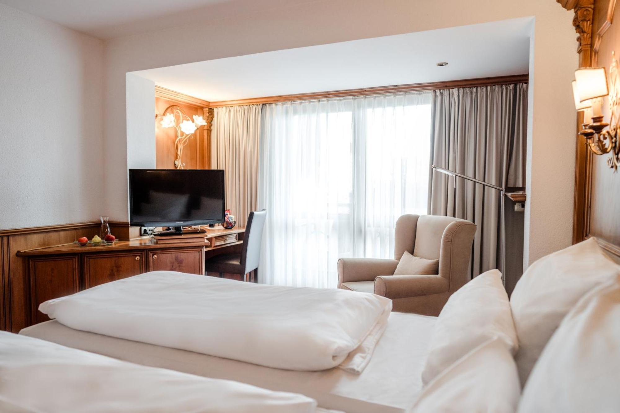 Hotel Antoniushof Ruhstorf an der Rott Dış mekan fotoğraf