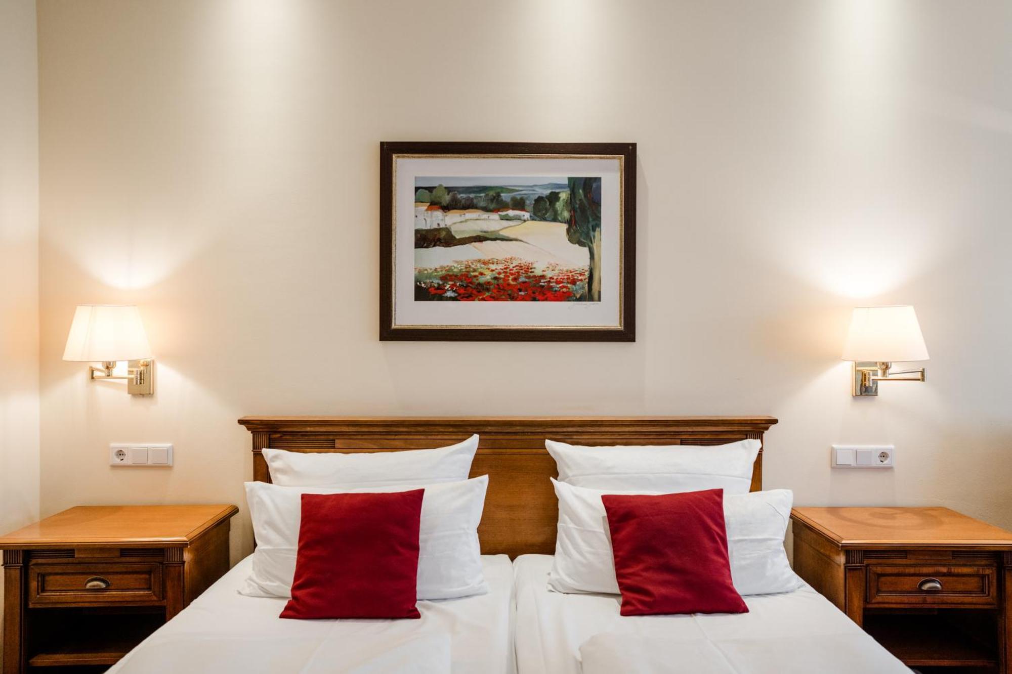 Hotel Antoniushof Ruhstorf an der Rott Dış mekan fotoğraf